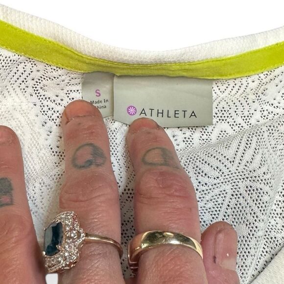 ATHLETA Women’s White Long Sleeve Lace-Back Performance Top Size Small - Picture 3 of 5